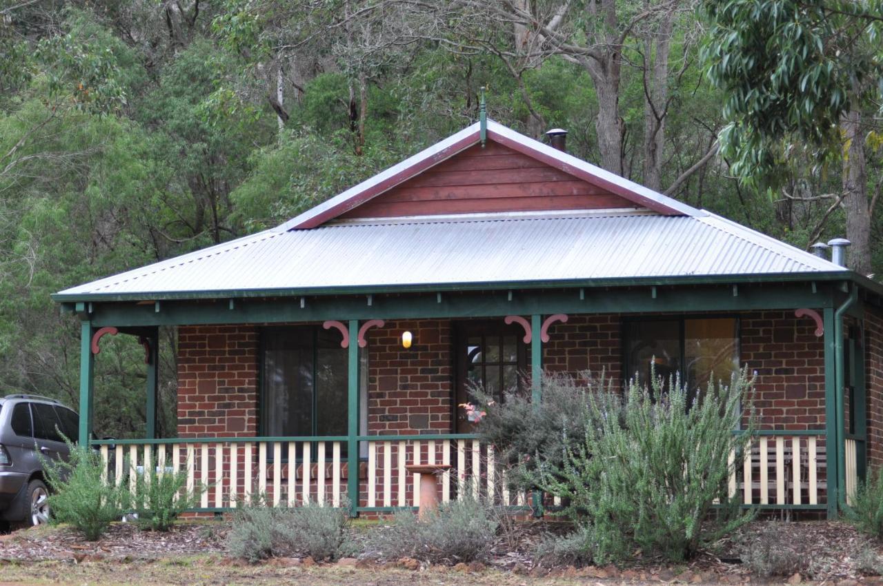 Karri Valley Chalets Pemberton Exterior foto